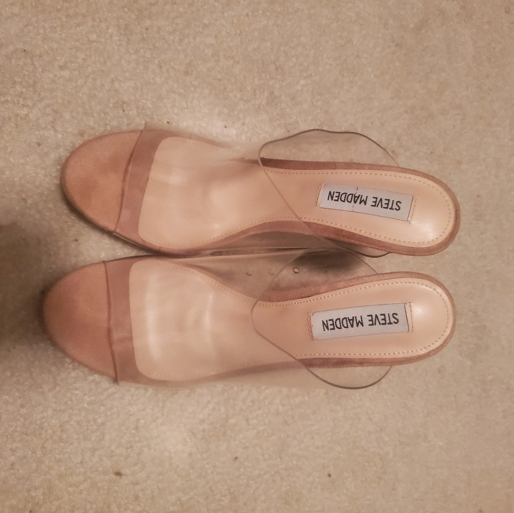 Steve Madden Evolve Wedges Size 6.5